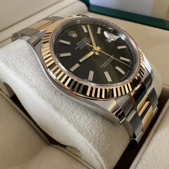 Men’s Rolex Date Just 41mm Two Tone Black Index Dial Jubilee 126333 Pre-Owned - Picture 2 of 5